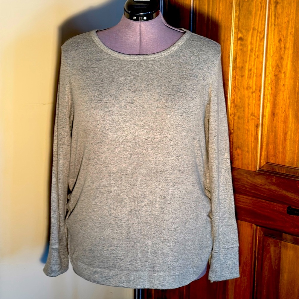 SO olive green with black specks thin long sleeve sweater. Size XXL